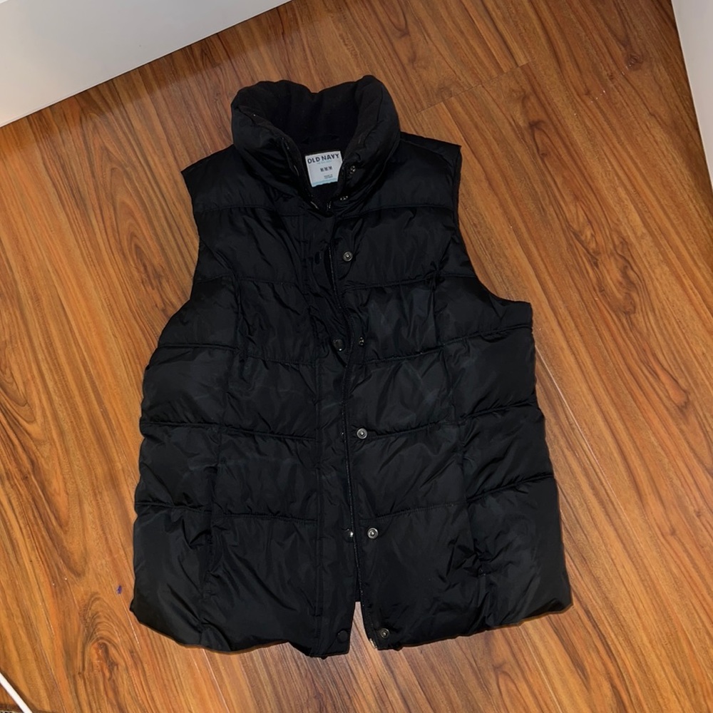 Old Navy Black Puffer Vest